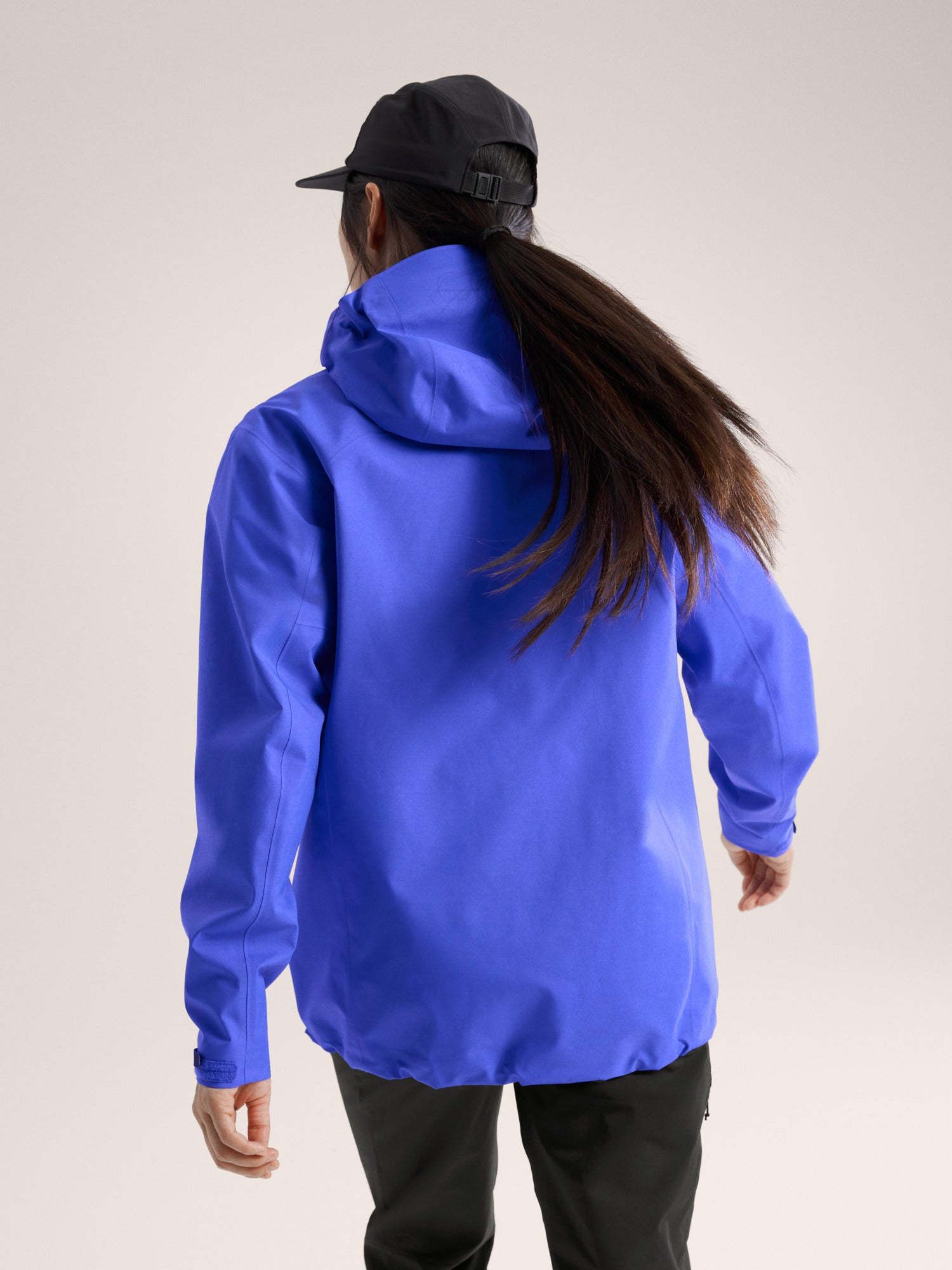 Beta Jacket Women's - Image 4